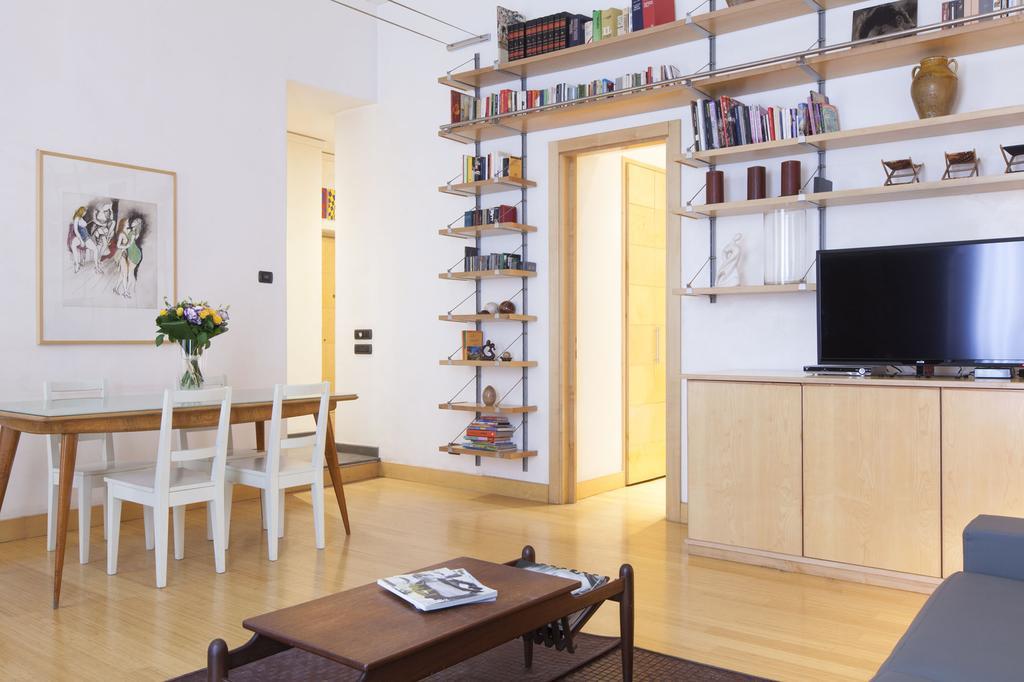 Orologio Charme - My Extra Apartment *